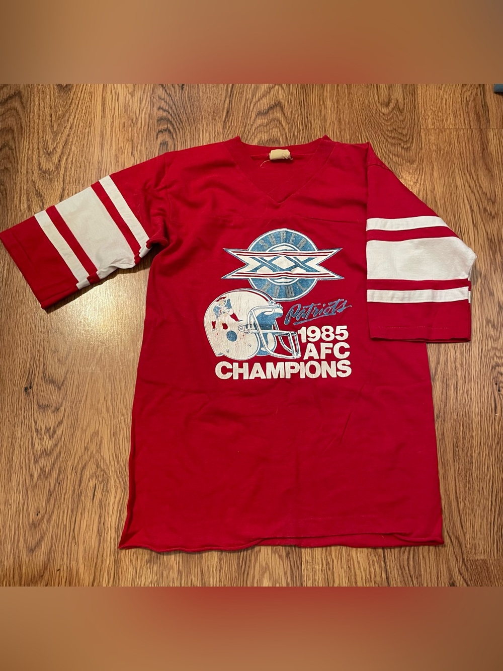 Vintage 80s Patriots 1985 AFC Champions Red Football Tee Super Bowl